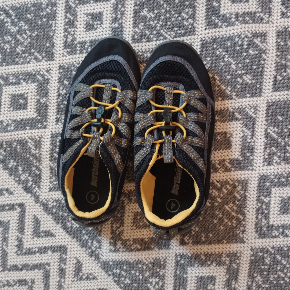 Northside Black and Yellow Kids Water Shoes with Quick-Lace